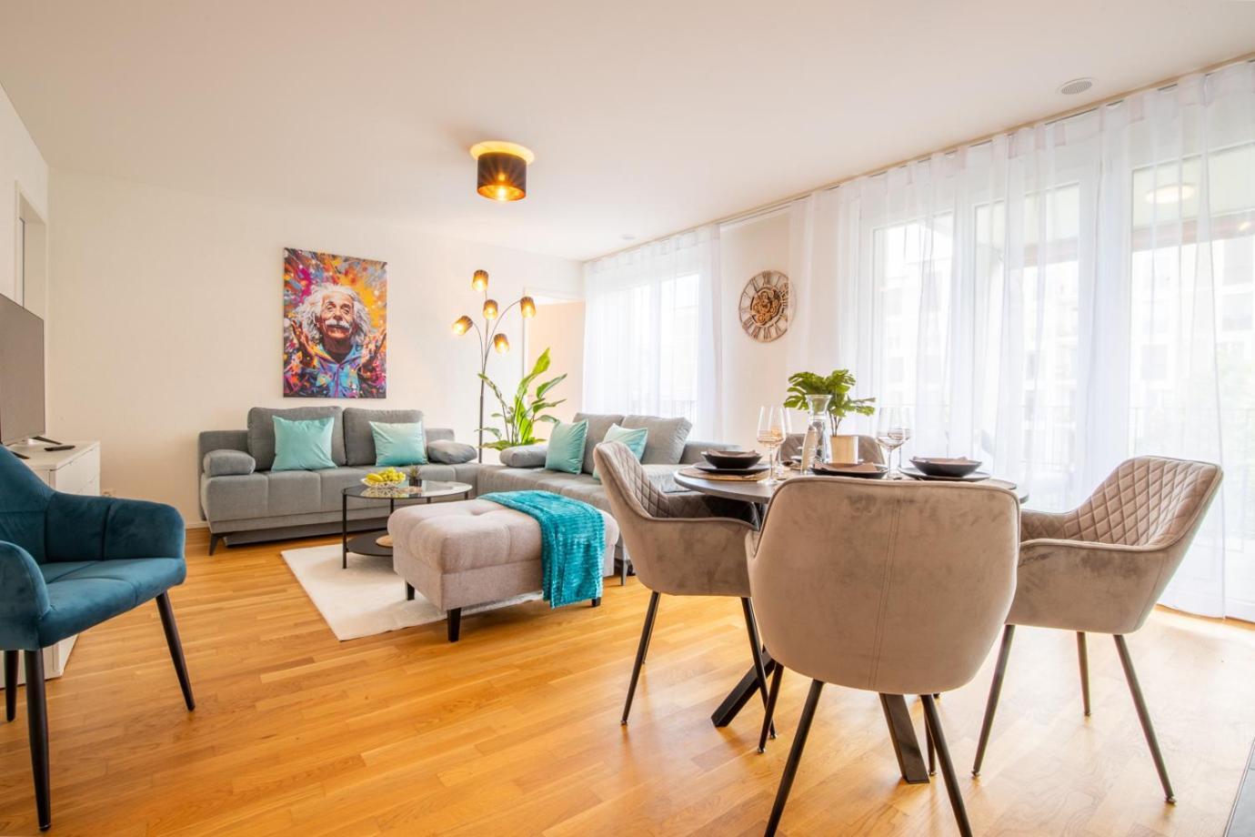 Special Einstein Iiv Apartment, Messe Kleinbasel 10-Star ภายนอก รูปภาพ